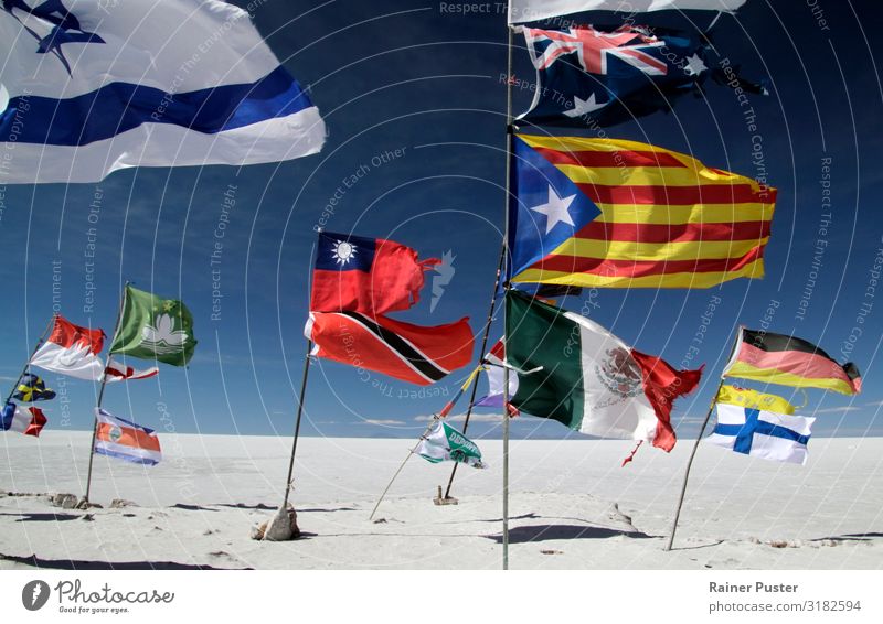 Numerous flags in Salar de Uyuni, Bolivia Trip Adventure Global Globalization Desert Salt flats Multicoloured Horizon Politics and state Attachment