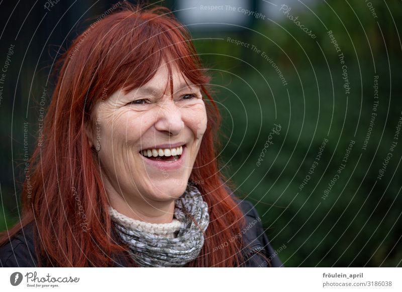 UT HH 2019 | Laughter Exterior shot Colour photo portrait Landscape format Day daylight kind long hairs Smiling optimistic Red-haired Woman naturally Face