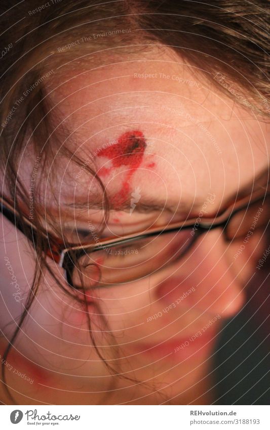 Halloween - Woman with head wound Hallowe'en Wound Make-up Murder peril Theatre Shot to the head Blood Death Force Human being Face Head Fear Dangerous Anger