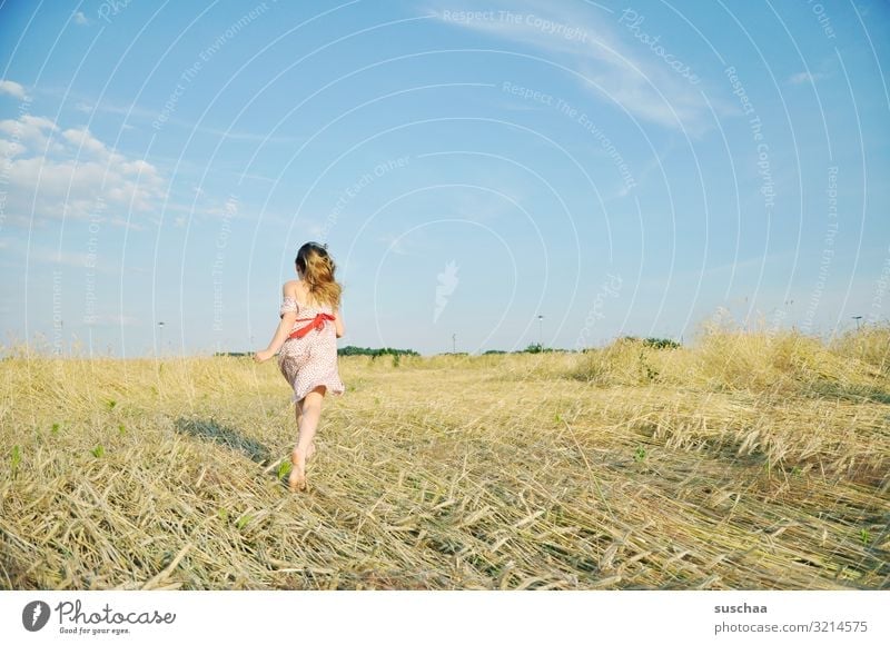 girl from behind in a corn field in summer Child Girl Feminine Freedom Playing Joy Good mood Summery Dress Hair and hairstyles Sky Straw Field Infancy Happiness
