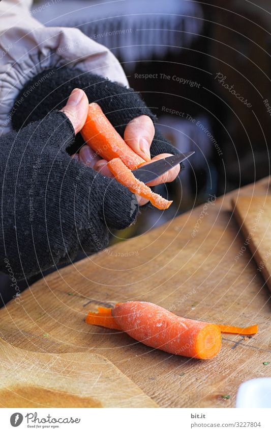 Caution: peel carrots sharply l Food Vegetable Soup Stew Nutrition Organic produce Vegetarian diet Diet Knives Work and employment Profession Cook Delicious