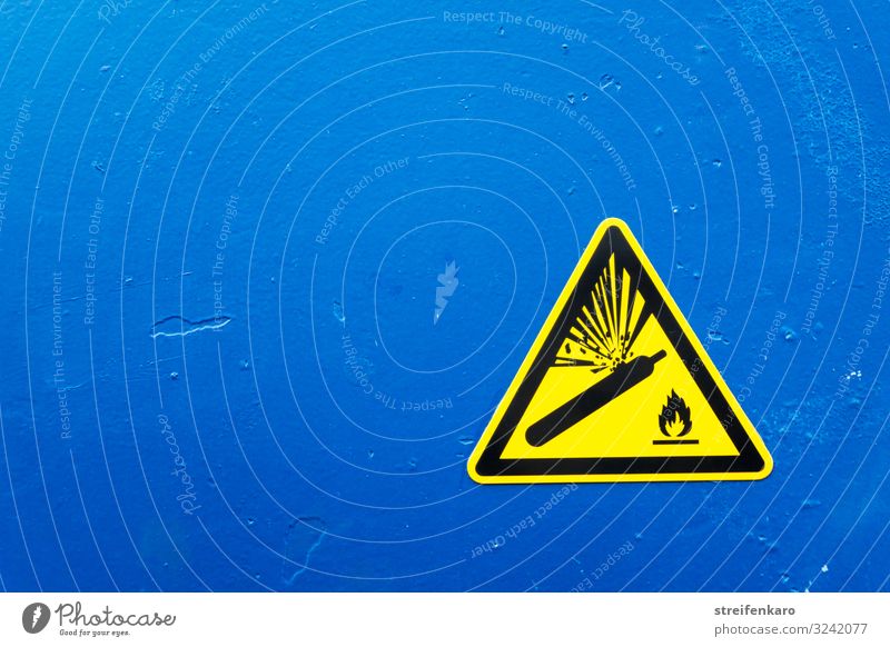 Warning sign warning of gas cylinders yellow on blue background Work and employment Profession Craftsperson Factory Industry Construction site Energy industry