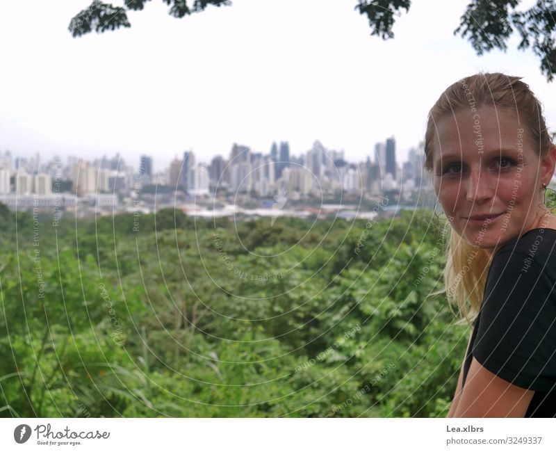 Big city review Feminine Young woman Youth (Young adults) 1 Human being 18 - 30 years Adults Nature Landscape Panama City Central America Skyline Park Top