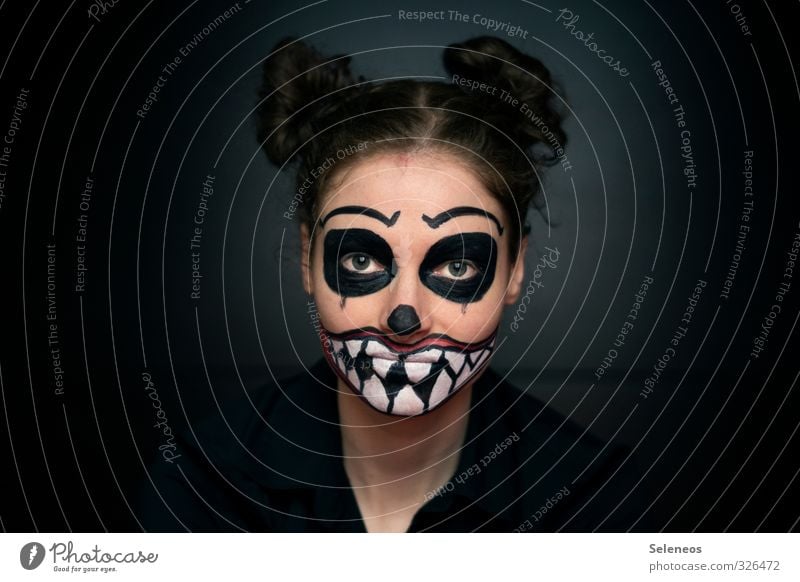 Monday monster Night life Carnival Hallowe'en Human being Feminine Woman Adults Face Eyes Ear Nose Mouth Lips Teeth 1 18 - 30 years Youth (Young adults)