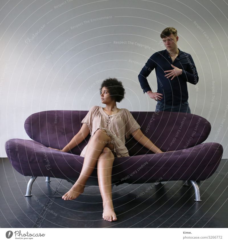 Sofa Story Room Masculine Feminine Woman Adults Man 2 Human being Stage play Actor Shirt Pants Barefoot Short-haired Long-haired Curl Afro Observe Think Looking