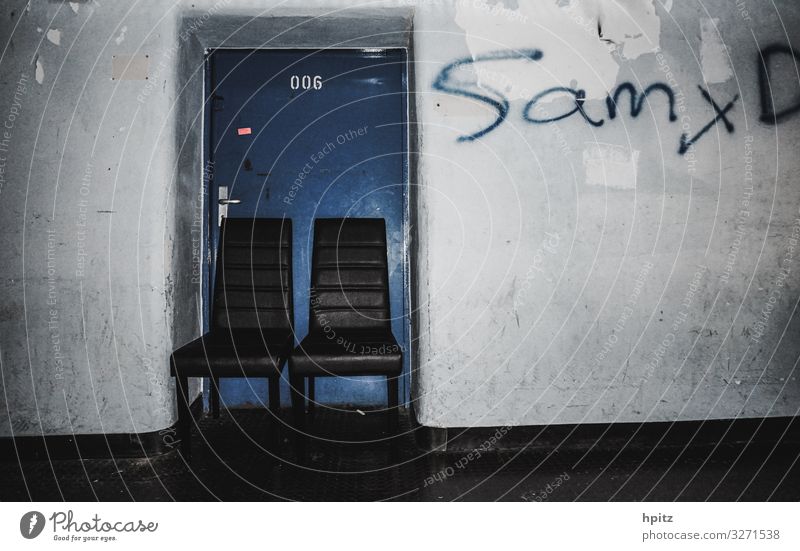 006 Door Digits and numbers Graffiti Chair hpitz Sit Dark Trashy Loneliness Apocalyptic sentiment Mysterious Whimsical Colour photo Subdued colour Interior shot