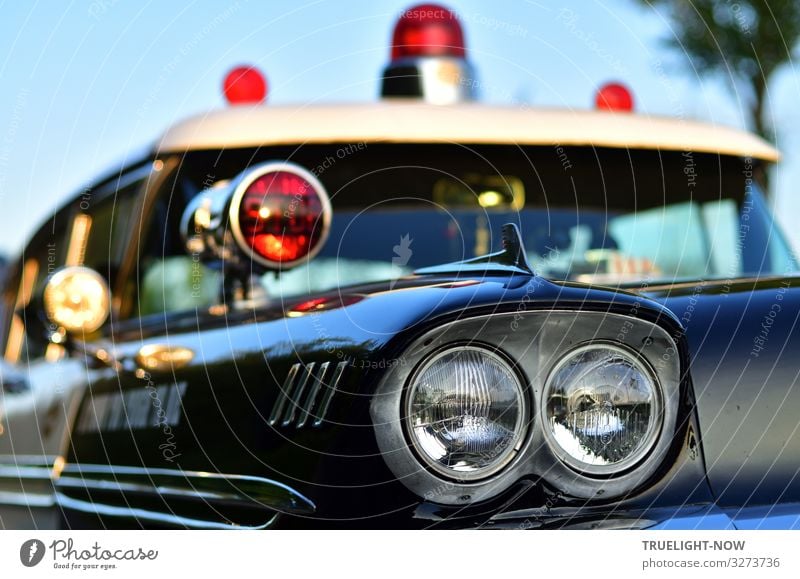Company car, retro Alarm system Police siren Car headlights Light signal Transport Road traffic Motoring Vintage car Limousine Police car Hunting Illuminate