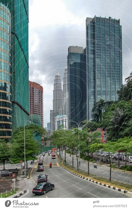 impression of Kuala Lumpur House (Residential Structure) Plant Tree Town Downtown High-rise Manmade structures Building Architecture Facade Transport Street