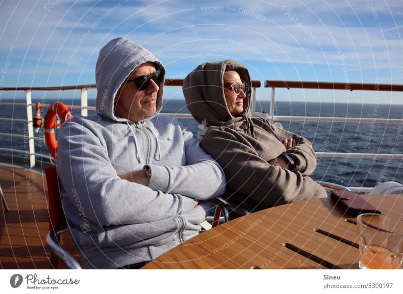 Hoodie Couple Contentment Relaxation Vacation & Travel Tourism Far-off places Cruise Sun Woman Adults Man Partner 2 Human being 45 - 60 years Cruise liner