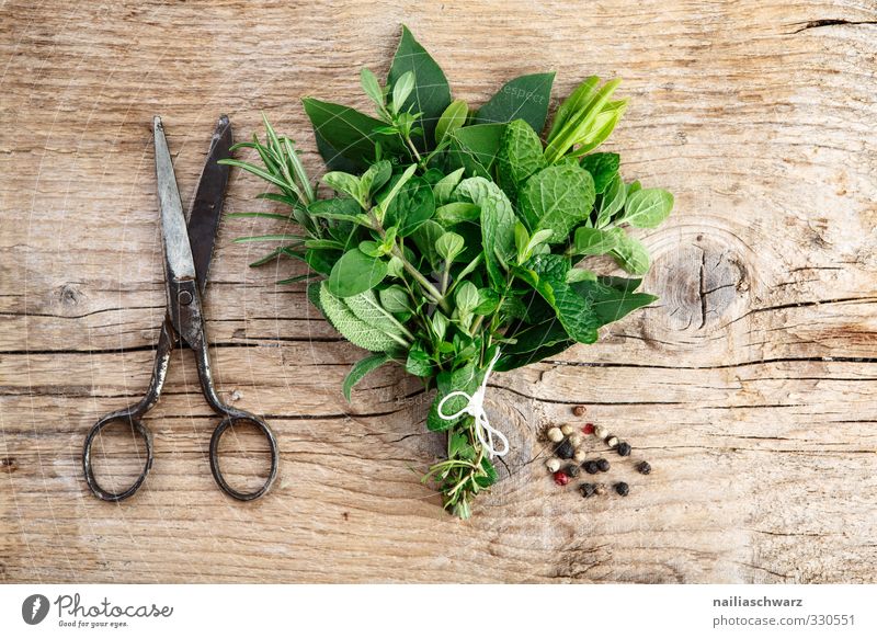 herb bouquet Food Herbs and spices Rosemary Mint Bay leaf Oregano thyme plants Peppercorn Nutrition Organic produce Vegetarian diet Italian Food Scissors Wood