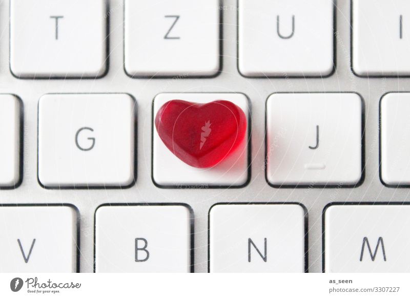 H for heart Wine gum Gummy bears Candy School Study Academic studies Office work Workplace Business Career Team Computer Keyboard Internet Heart Love Lie Red