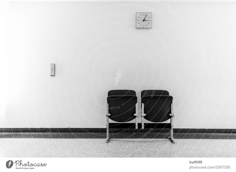 Folding chair row with wall clock on a corridor Building Wall (barrier) Wall (building) Chair Row of seats Clock Wall clock Wait Poverty Esthetic Threat Hideous