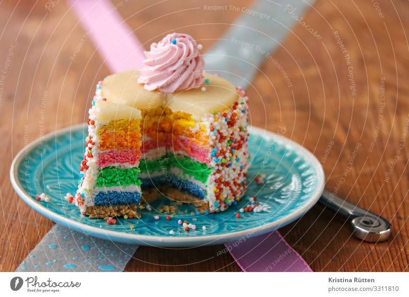 rainbow tartlets Cake Dessert Candy Feasts & Celebrations Birthday Stripe Sweet Blue Multicoloured Yellow Pink Red Gateau Rainbow Prismatic colors colored