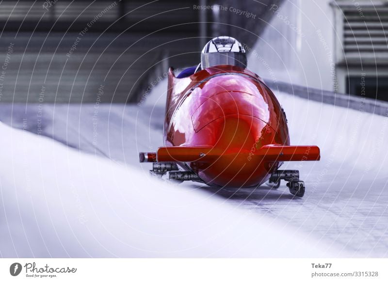 #Eisbob 2 Winter Sports Winter sports Human being Adventure Esthetic Bobsleigh red Colour photo Exterior shot
