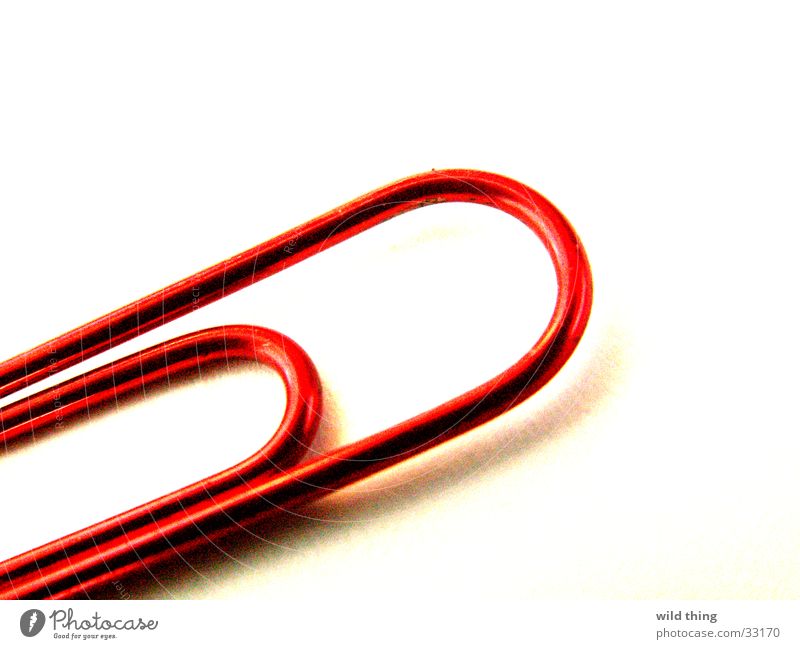 to by clipt paperclip office desk