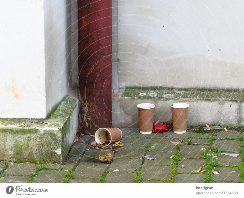 Coffee Corner House (Residential Structure) Wall (barrier) Wall (building) Downpipe Downspout Pedestal Coffee mug Paper cup Cigarette Butt Relaxation Stand