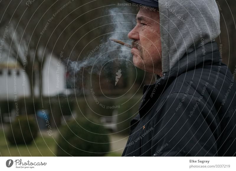 people on the margins of society Human being Masculine Male senior Man 1 60 years and older Senior citizen Smoking Looking Wait Authentic Original Gray Black