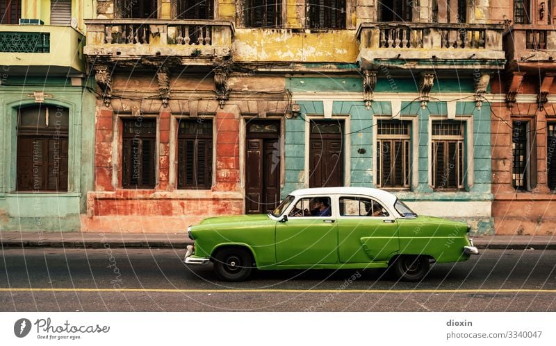 The colors of Havana Vacation & Travel Tourism Sightseeing City trip Cuba Central America Caribbean Town Capital city Port City Downtown Old town