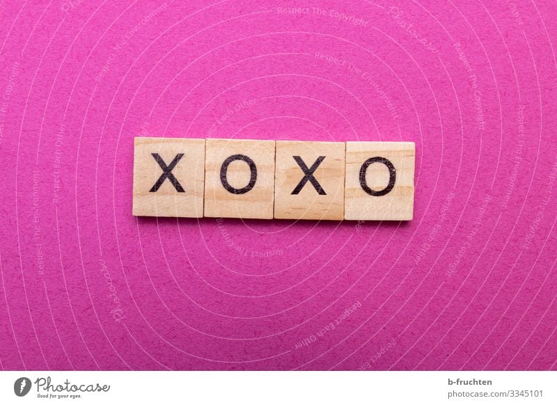 XOXO Youth culture New Media Internet Paper Wood Sign Characters Communicate Kissing Reading Embrace Hip & trendy Crazy Feminine Pink Emotions Sympathy Love