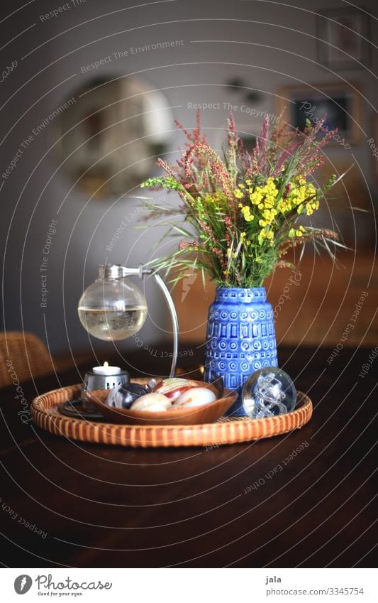 deco Lifestyle Living or residing Flat (apartment) Table Decoration Candle Bouquet Kitsch Odds and ends Collector's item Esthetic Colour photo Interior shot