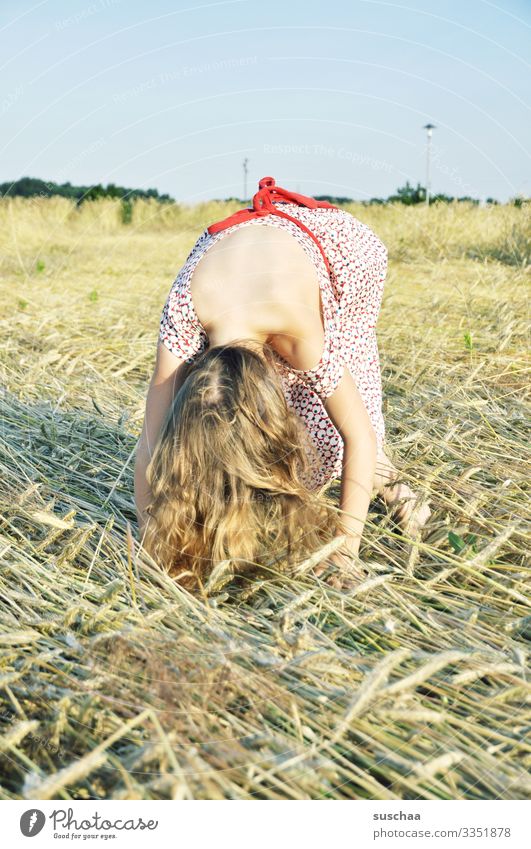 maybe it'll be a handstand (?) Child Girl Grain field Cornfield Wheat Barley Straw Summer Exterior shot Bend Crooked Downward Hair and hairstyles Summery