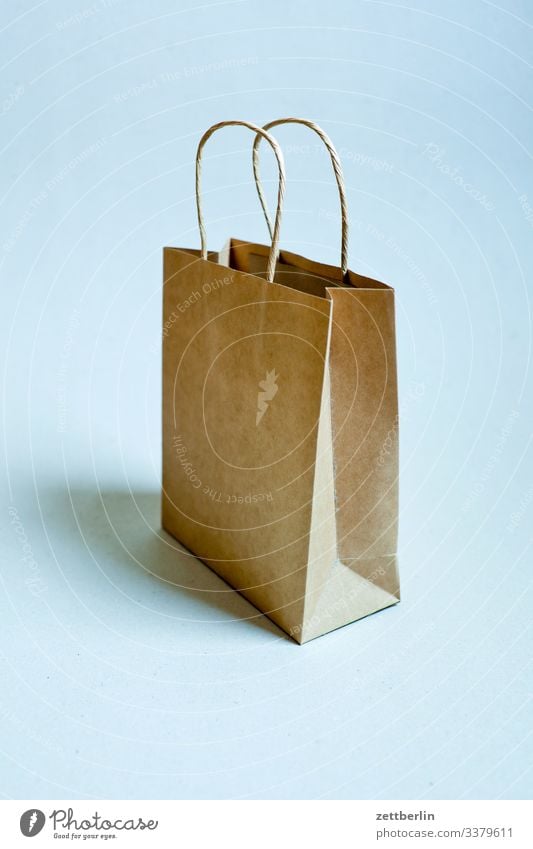 paper bag purchasing Gift inboard buy Shopping Empty Deserted Wrapping paper wrapping paper bag SHOPPING Copy Space Paper bag Turnover Packaging Stand Load