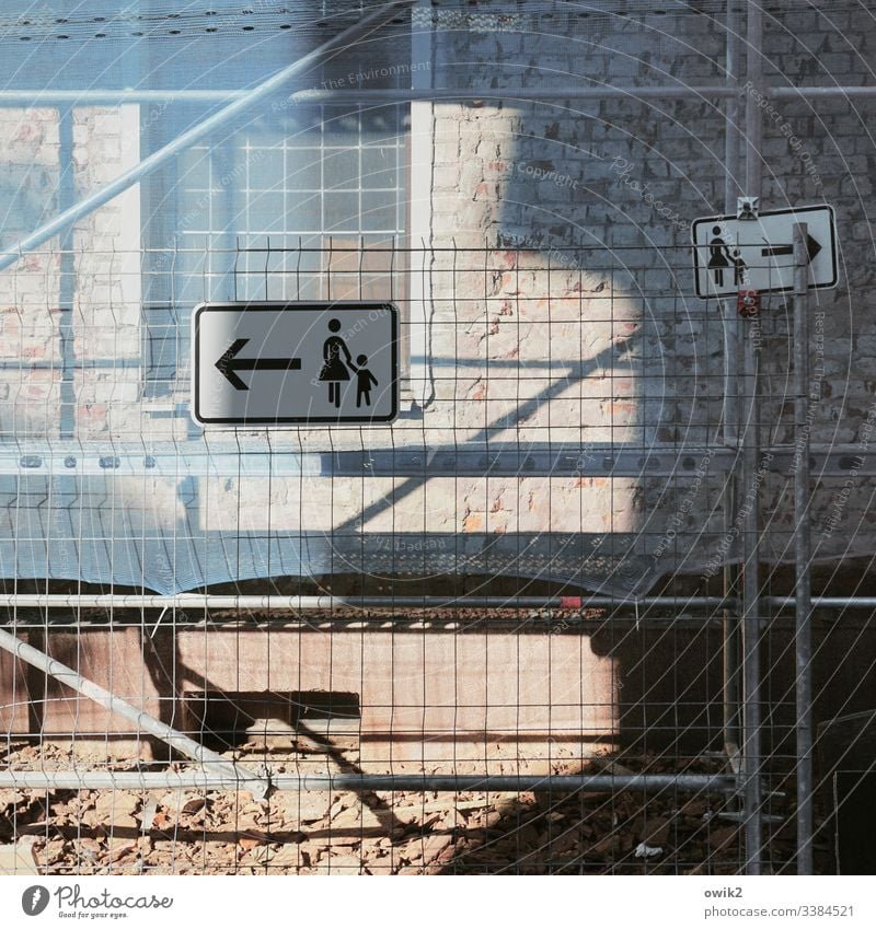 decision maker Signs Wall (building) Construction site Pictograms Mother Child symbol Hoarding Protection Safety service Facade Window