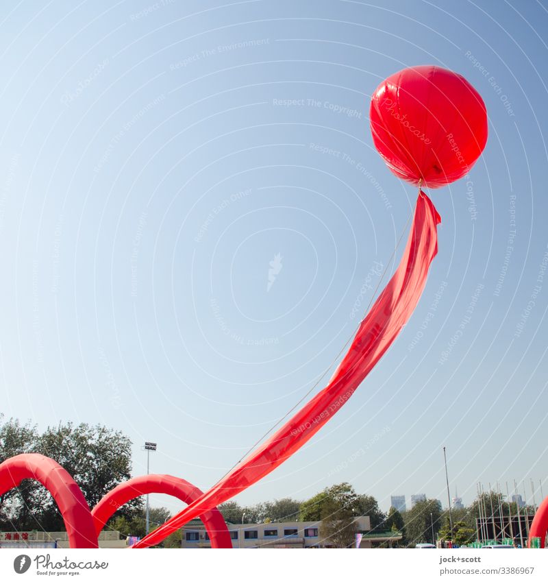 Rope team with balloon in China red Red Sky Go up Hover Cloudless sky Free space symbol Above Flying Sunlight Balloon Neutral Background Ease Beijing Round