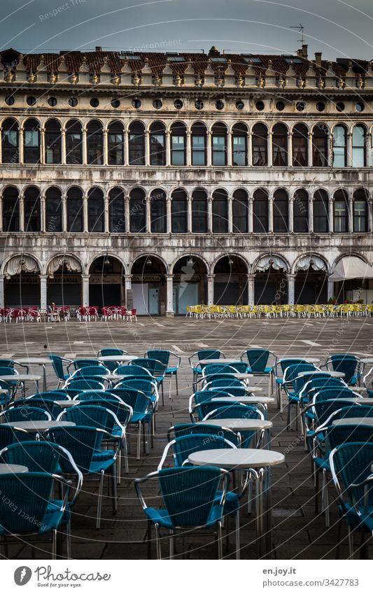 Corona thougths | empty chairs on St Mark's Square in Venice Italy vacation Vacation destination chairs - outdoor Empty on the outside Places St. Marks Square