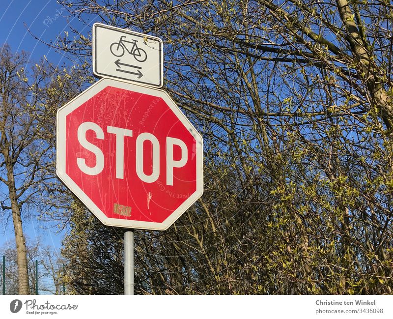 stop sign, cyclists cross, spring Stop sign Road sign Signs and labeling Characters Warning sign Signage Red Lanes & trails White Blue Green Spring