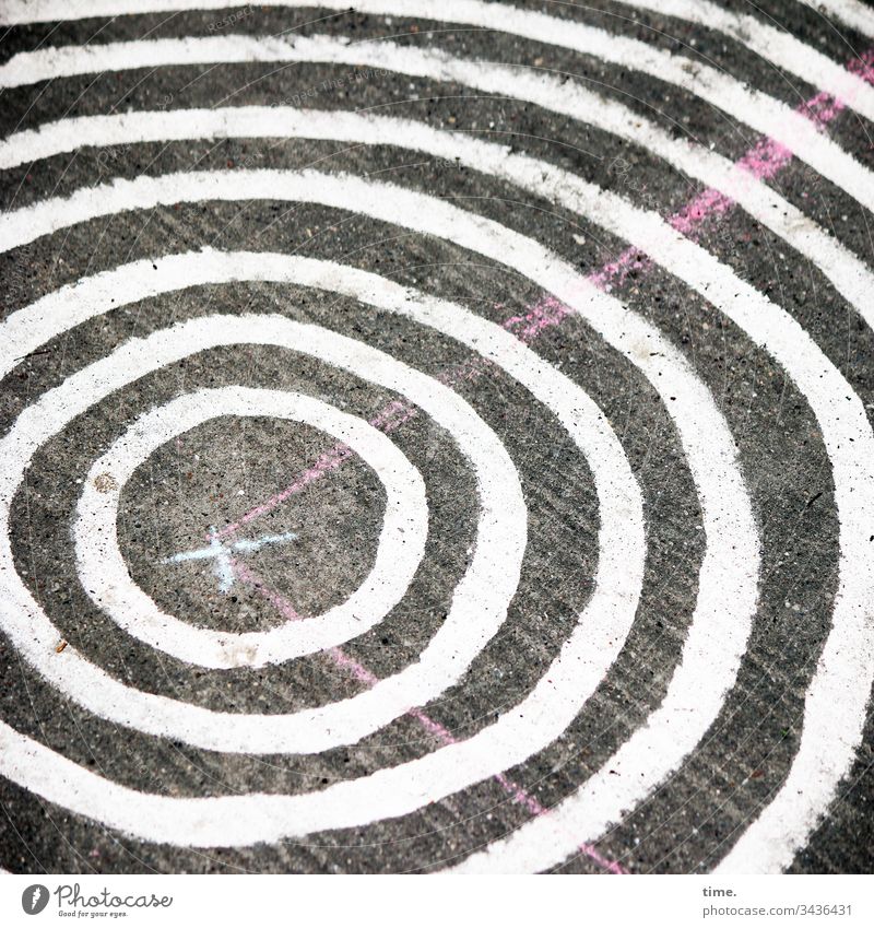 roundabout Bird's-eye view Floor covering Art Surprise unusual walkway Stripe lines Design Circle Playground Concrete Crucifix White pink Round structure
