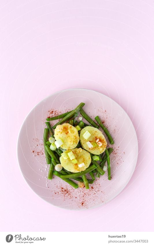 Healthy green beans with potatoes, paprika and onions vegetables vegan food healthy food meal background fork lunch diet fresh nutrition plate vegetarian salad