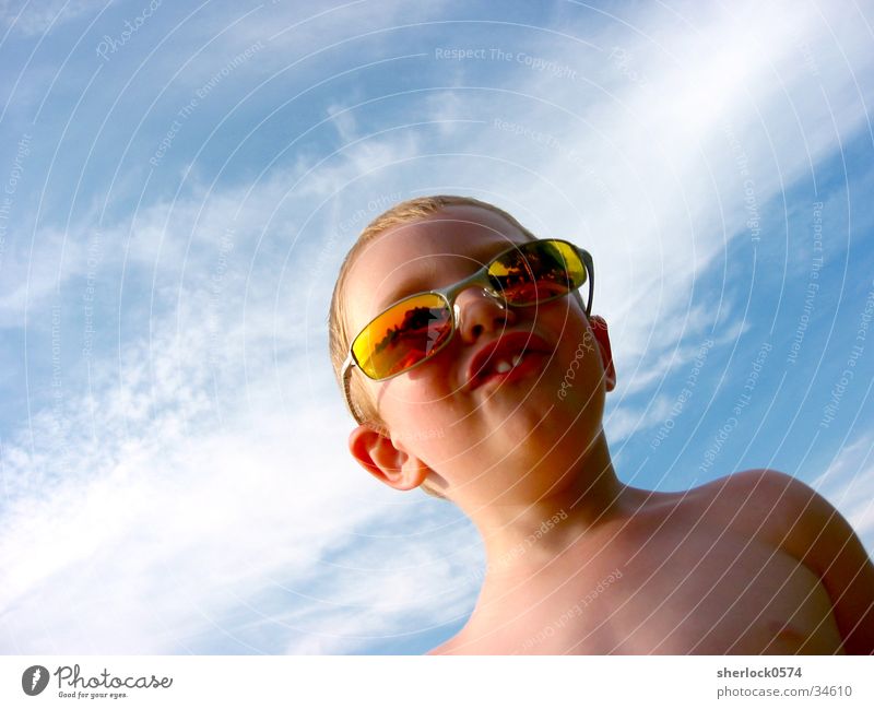 Lot Brillos (2) Child Sunglasses Clouds Sky Colour Teeth