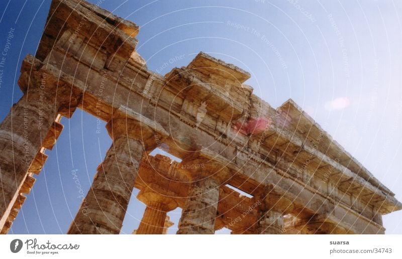 The temples of Paestum 3 Italy Greek Vacation & Travel Europe Light Culture Historic Building Architecture Column Römerberg Sky
