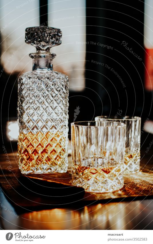 Whiskey wisky whisky whiskygläser glas kristallglas kristallgläser alkohol alkoholisch scotch scottish single malt abend abendstimmung genuss genießen geniessen