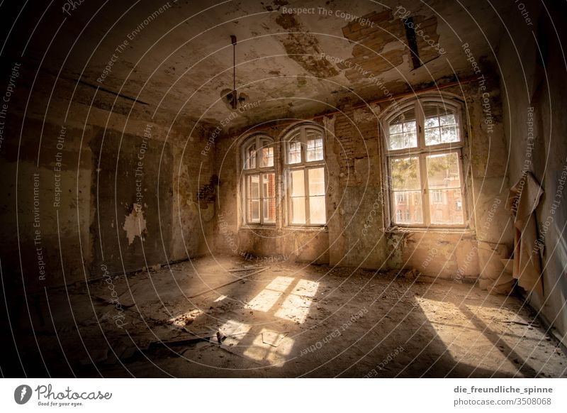 Sanatoriums Beelitz I lost places Deserted Building Decline Architecture Transience Colour photo House (Residential Structure) Manmade structures Ruin Light