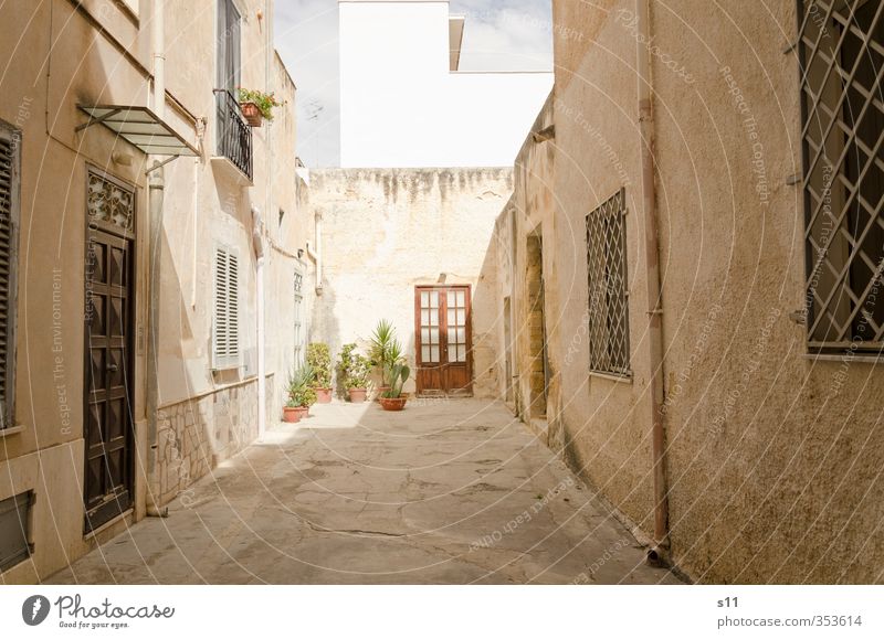Viva Sicilia Marsala Italy Deserted House (Residential Structure) Building Wall (barrier) Wall (building) Facade Balcony Window Door window grilles Moody