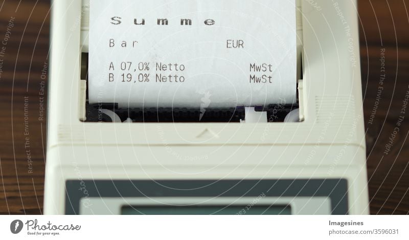German receipt / receipt calculator. Receipt with value added tax. Reduction of VAT rate from 19% to 16% and from 7% to 5%. Invoice - Germany saves. Money saved because of Coronavirus Covid-19, reduction of the VAT rate in Germany