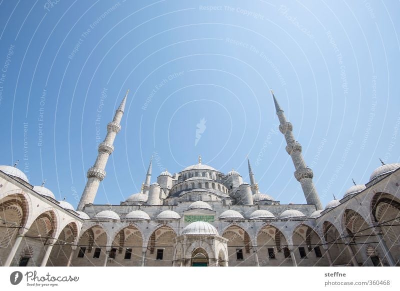 1002 nights Istanbul Turkey Capital city Old town Church Tourist Attraction Landmark Esthetic Exceptional Blue Mosque Islam Beautiful weather Cloudless sky