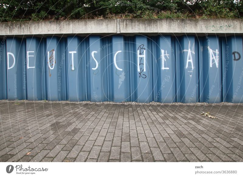 Education misery Graffiti Characters writing Germany Error Spelling School lack of education education system spelling mistakes Write Letters (alphabet)