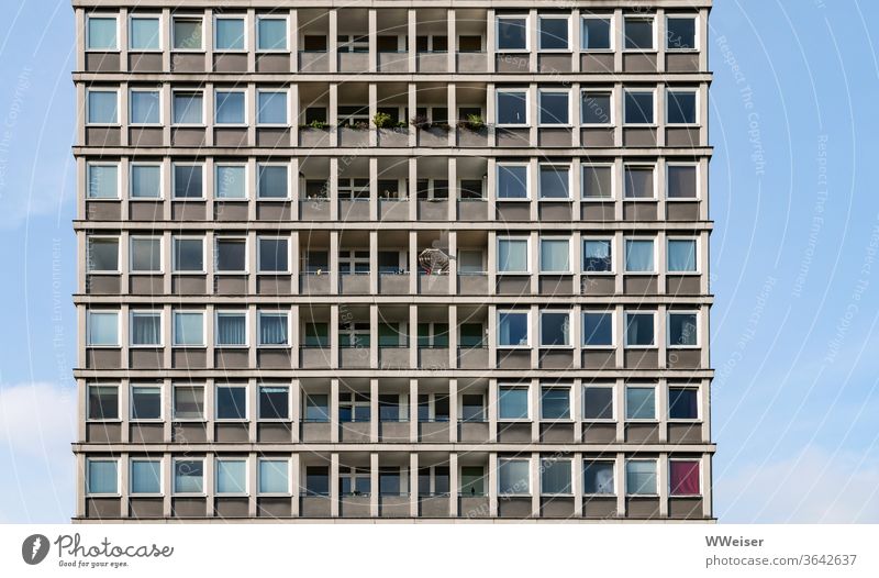 Living in the Hansaviertel Hansa Quarter High-rise Facade Window Balconies Sky Sunshade balconies Architecture built City Interbau Point House Modern