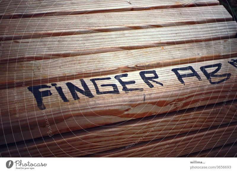 abbe finger Finger off Fingers as of Text Letters (alphabet) Characters Bench Wooden bench Daub Park bench