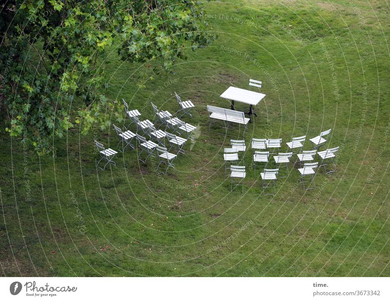 it could then also start Meadow Table chairs White Green branches Tree seating arrangements Wedding gap Bench Ceremony Classification Bird's-eye view