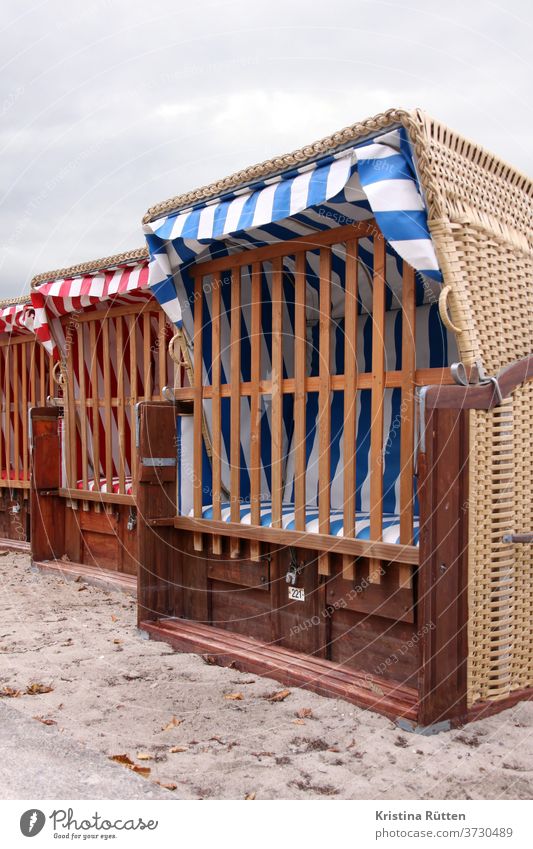 latticed beach chairs Grating wood wooden grid Lock locked completed Closed too Beach seating furniture Wooden rack foot boxes sitting niche Seat Sun blind