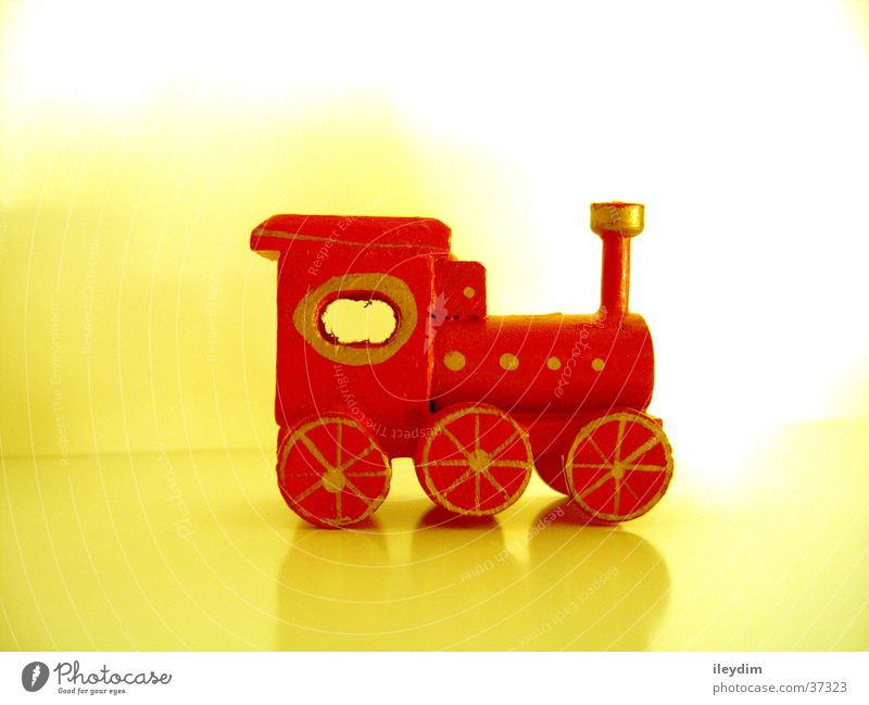toy train Railroad Engines Wood Red Toys Small Miniature Playing Fine Things Painting (action, work) Free