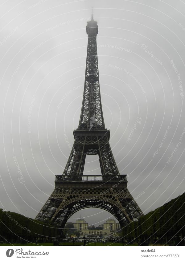 Eiffel Tower Style Building Clouds Paris Town Historic Large Fog Architecture Garden Modern Old town