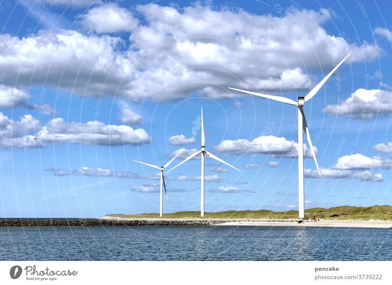 lebensnotwendig | energiewende Windkraft Strom Meer Nordsee Himmel Energie Wasser blau Natur