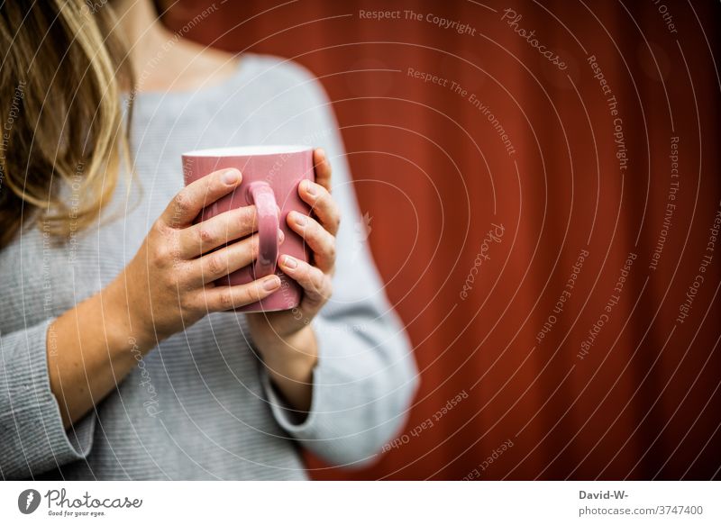 Neurodermatitis hands holding coffee neurodermatitis Coffee Coffee break Woman Mug To hold on Illness tranquillity Coffee cup To enjoy Cup Tea