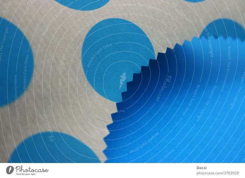 Zigzag vs. Dots Paper Wrapping paper circles dots Blue more disturbed Circle segment Low-cut detail background