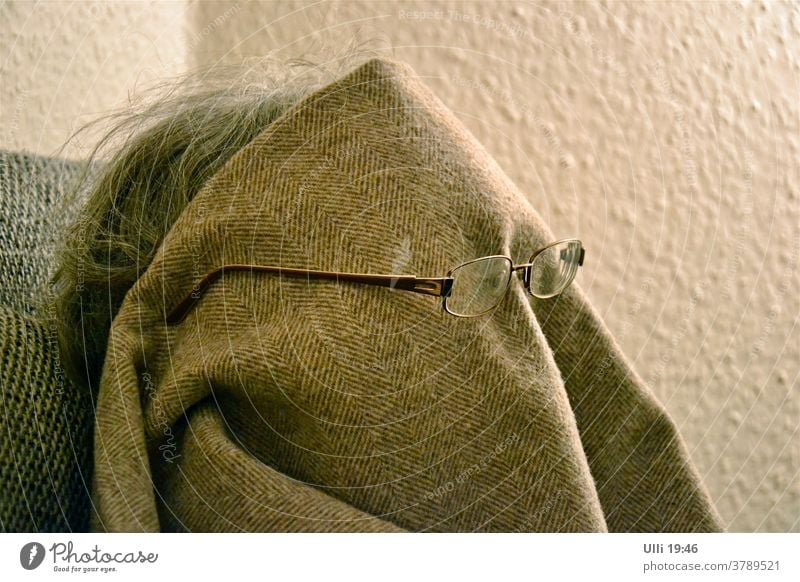 No!!!!!!!!! I do not want to be photographed! portrait Wearer of glasses Eyeglasses Blanket Evening Sofa Faceless Reading glasses queer Refusal Obstinate